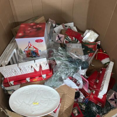 Christmas Decoration Pallet